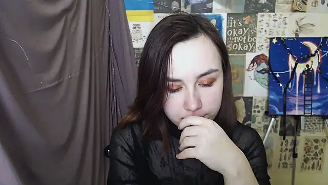 Snapshot of VeryVeryVeryShy_ chatting on March 2, 2025, 9:32 am VeryVeryVeryShy online show from March 2, 2025, 9:32 am