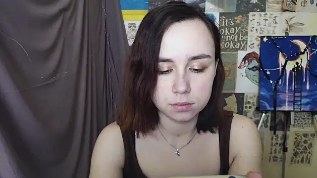 Snapshot of VeryVeryVeryShy_ chatting on February 26, 2025, 9:55 am VeryVeryVeryShy online show from February 26, 2025, 9:55 am