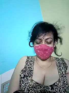 Snapshot of love_suman chatting on March 18, 2025, 1:01 pm love suman online show from March 18, 2025, 1:01 pm