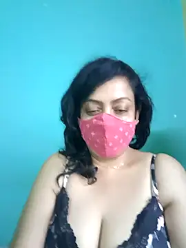 Snapshot of love_suman chatting on March 17, 2025, 11:42 am love suman online show from March 17, 2025, 11:42 am