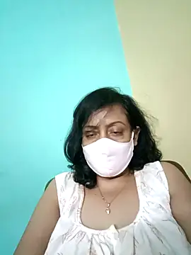 Snapshot of love_suman chatting on September 24, 2025, 6:47 pm love suman online show from September 24, 2025, 6:47 pm