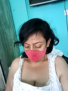 Snapshot of love_suman chatting on March 9, 2025, 6:28 am love suman online show from March 9, 2025, 6:28 am