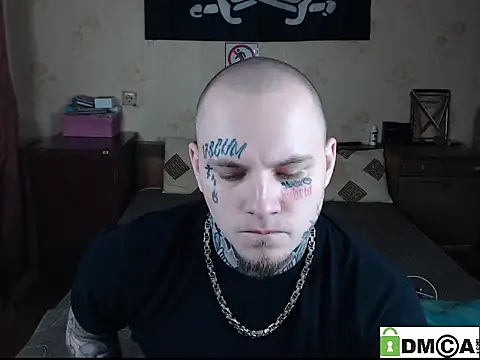 Keny Collins online show from November 22, 2025, 7:35 pm