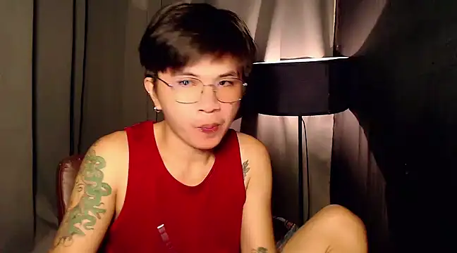 Snapshot of Sexy_Handsome_Drex chatting on March 10, 2025, 8:39 am Sexy Handsome Drex online show from March 10, 2025, 8:39 am