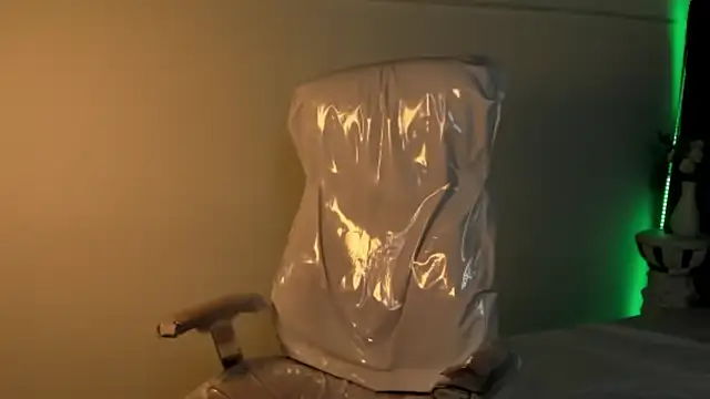 lauren fit online show from April 22, 2026, 4:47 pm