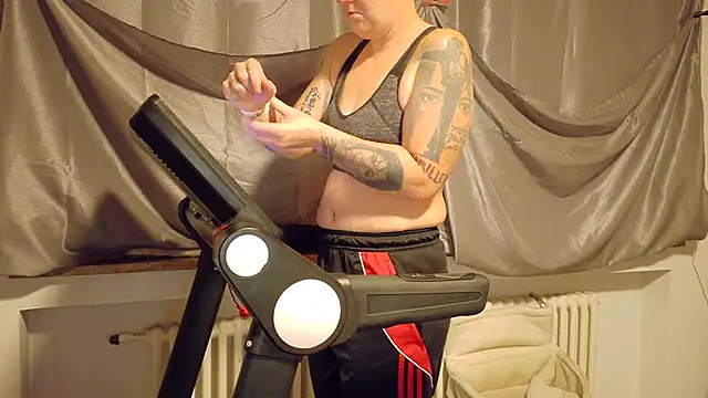 wetgerman 2 online show from November 8, 2025, 5:33 am