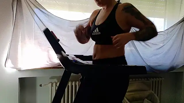 wetgerman 2 online show from April 8, 2026, 9:22 am