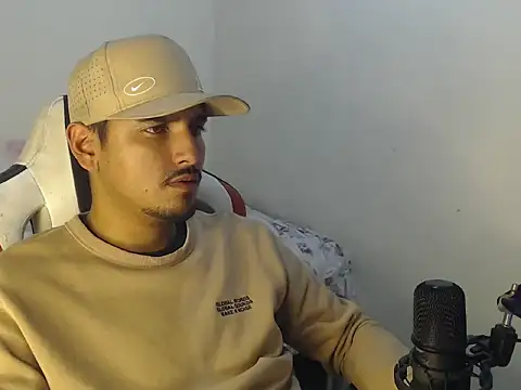 kylian 07 online show from August 5, 2026, 2:49 am