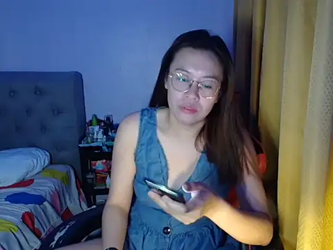 crizzybel online show from May 26, 2026, 3:37 am