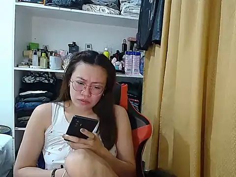 crizzybel online show from February 23, 2026, 7:25 pm