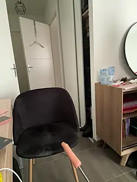 dollssfr online show from February 21, 2025, 8:51 am