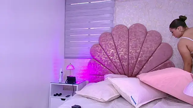 leon gaby online show from November 13, 2025, 7:40 pm