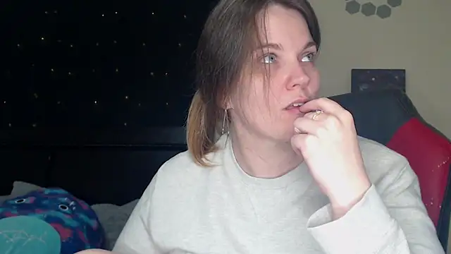 ToxicLilly online show from March 11, 2025, 10:07 am