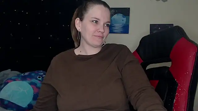 ToxicLilly online show from February 9, 2025, 8:21 am