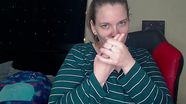 ToxicLilly online show from March 2, 2025, 8:05 am