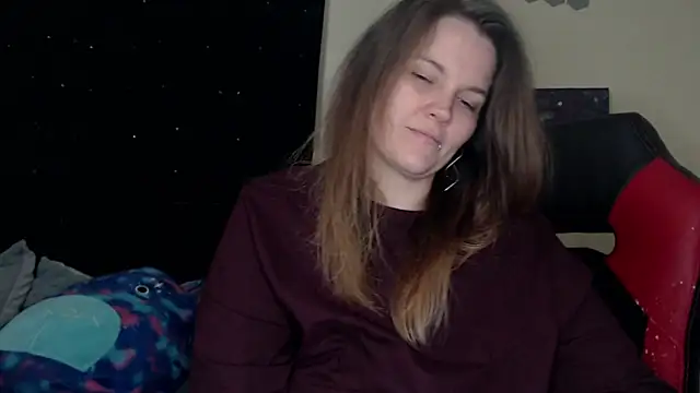 ToxicLilly online show from February 3, 2025, 8:46 am