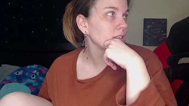 ToxicLilly online show from March 9, 2025, 11:58 am