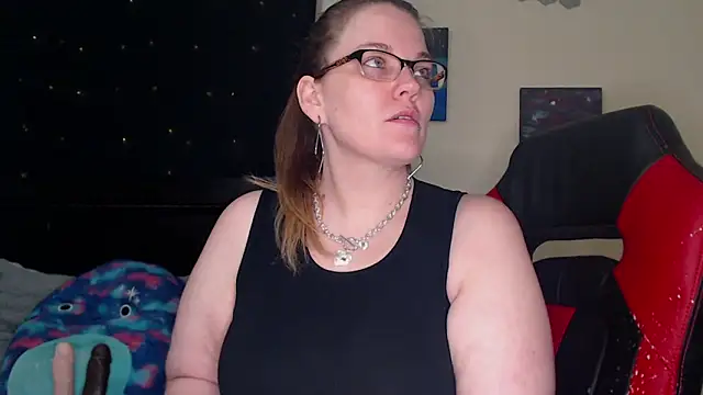 ToxicLilly online show from March 18, 2025, 8:28 am