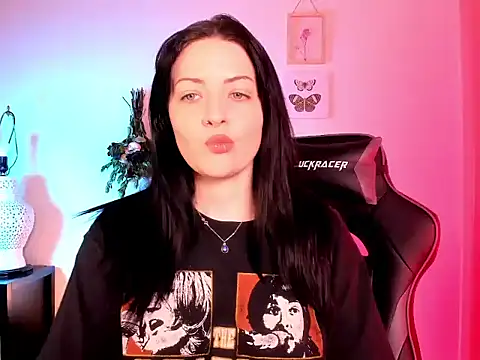 MelroseStrip online show from February 28, 2026, 9:25 pm