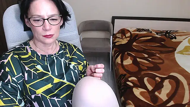 Snapshot of BelovedLady chatting on March 7, 2025, 2:56 pm BelovedLady online show from March 7, 2025, 2:56 pm