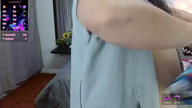 Snapshot of Keyla01_ chatting on February 28, 2026, 8:47 am Keyla01 online show from February 28, 2026, 8:47 am