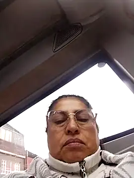 Snapshot of Keyla01_ chatting on March 12, 2025, 11:32 am Keyla01 online show from March 12, 2025, 11:32 am