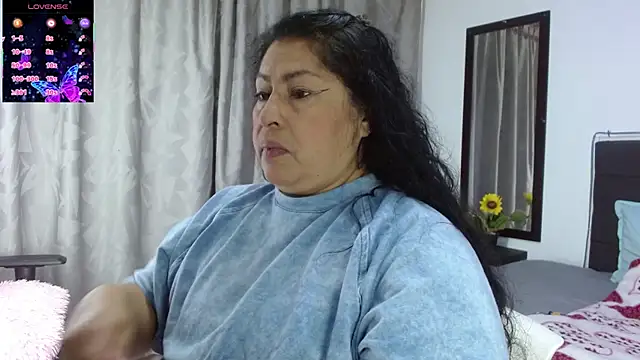 Snapshot of Keyla01_ chatting on February 1, 2026, 2:48 pm Keyla01 online show from February 1, 2026, 2:48 pm