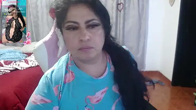 Snapshot of Keyla01_ chatting on March 2, 2025, 6:27 am Keyla01 online show from March 2, 2025, 6:27 am