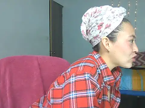 Olivia Bright online show from March 18, 2026, 10:21 pm