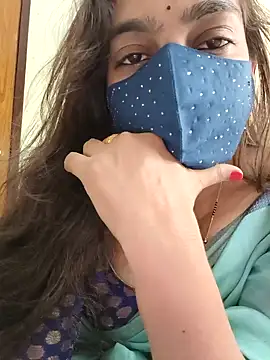 Snapshot of yoursana- chatting on February 3, 2026, 4:10 am yoursana- online show from February 3, 2026, 4:10 am