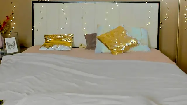 mailymilf online show from March 15, 2026, 3:52 pm