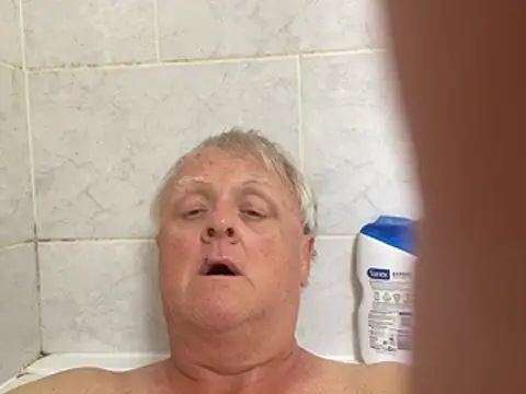 bigbadjon69 online show from May 25, 2026, 1:10 pm
