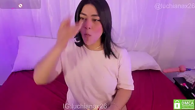 lucy26  online show from February 11, 2026, 2:22 am