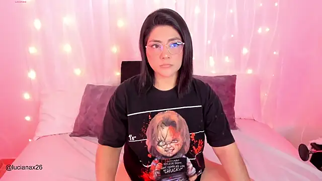 lucy26  online show from October 25, 2025, 2:22 am