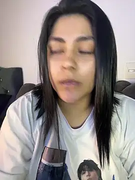 lucy26  online show from April 9, 2026, 2:46 am