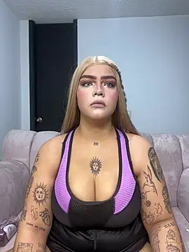 Snapshot of sweet_dalila chatting on February 20, 2026, 12:51 pm sweet dalila online show from February 20, 2026, 12:51 pm