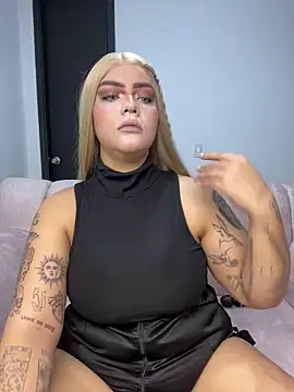 Snapshot of sweet_dalila chatting on February 19, 2026, 11:40 am sweet dalila online show from February 19, 2026, 11:40 am