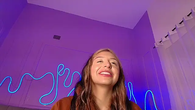 Sofly s online show from March 12, 2026, 11:47 am