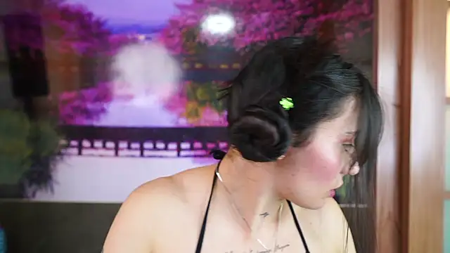 miss sharlotte18 online show from December 5, 2025, 6:06 pm