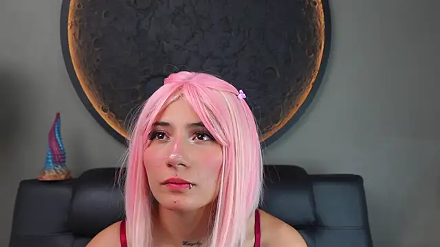 miss sharlotte18 online show from February 21, 2026, 7:49 pm