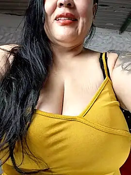 Snapshot of kittyhotass1 chatting on January 17, 2026, 12:04 am kittyhotass1 online show from January 17, 2026, 12:04 am