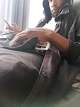 chef-dudi012 online show from April 15, 2026, 6:52 am