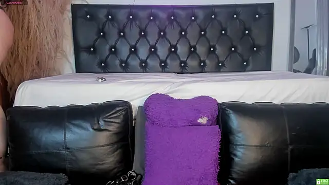 Bianka olivetto021 online show from October 2, 2025, 3:32 am