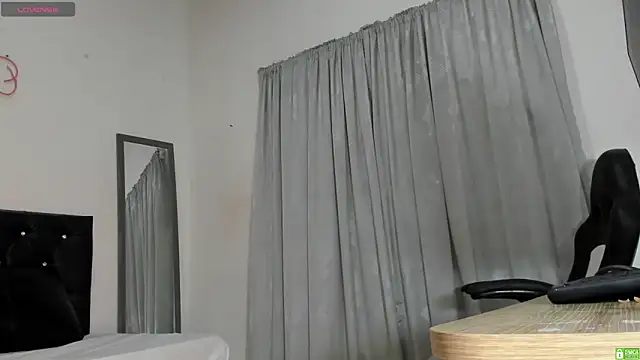 Bianka olivetto021 online show from September 24, 2025, 1:13 am