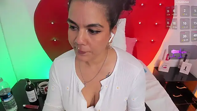 Snapshot of nicolette_rock chatting on February 25, 2026, 11:54 am nicolette rock online show from February 25, 2026, 11:54 am