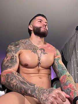 Snapshot of Frank_Farrell chatting on February 18, 2026, 11:34 pm Frank Farrell online show from February 18, 2026, 11:34 pm