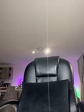 Snapshot of Frank_Farrell chatting on February 18, 2026, 1:14 am Frank Farrell online show from February 18, 2026, 1:14 am