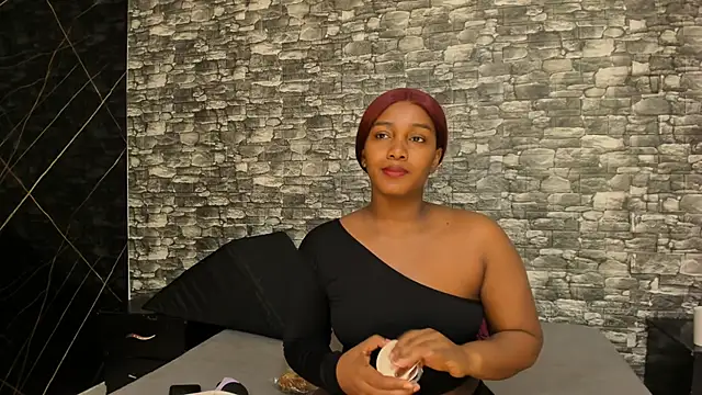 Snapshot of ArianaBlackk chatting on September 28, 2025, 12:34 pm ArianaBlackk online show from September 28, 2025, 12:34 pm