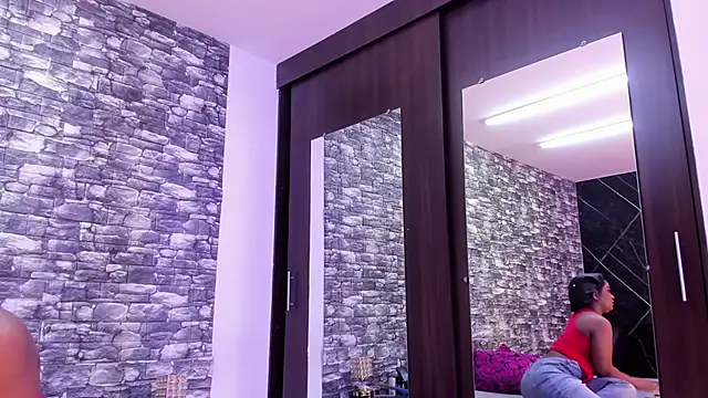 ArianaBlackk online show from March 5, 2026, 12:24 pm