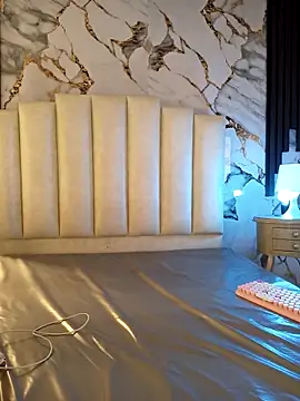 mollieblue69 online show from March 20, 2026, 1:01 pm